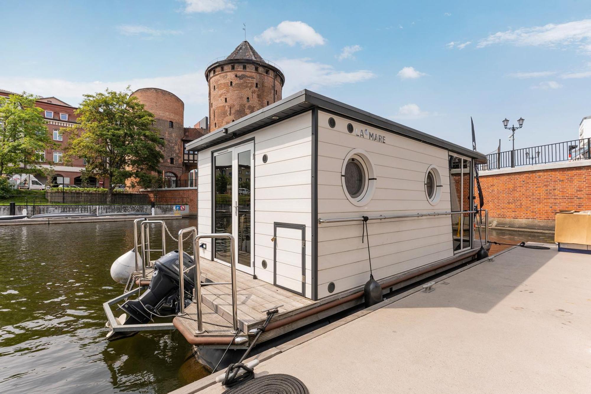 Domy Na Wodzie - La Mare Motlava Houseboats With Sauna By Downtown Apartments Гданск Стая снимка